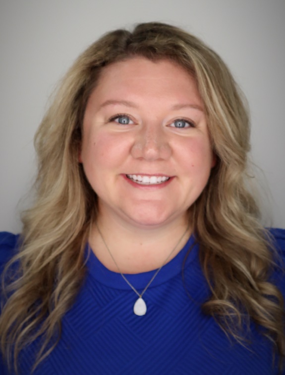 Headshot of Carly Ritter