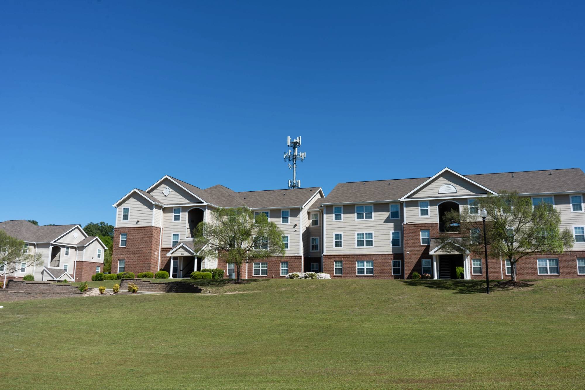 Student apartments at University Village showing exterior of one of the apartment buildings.